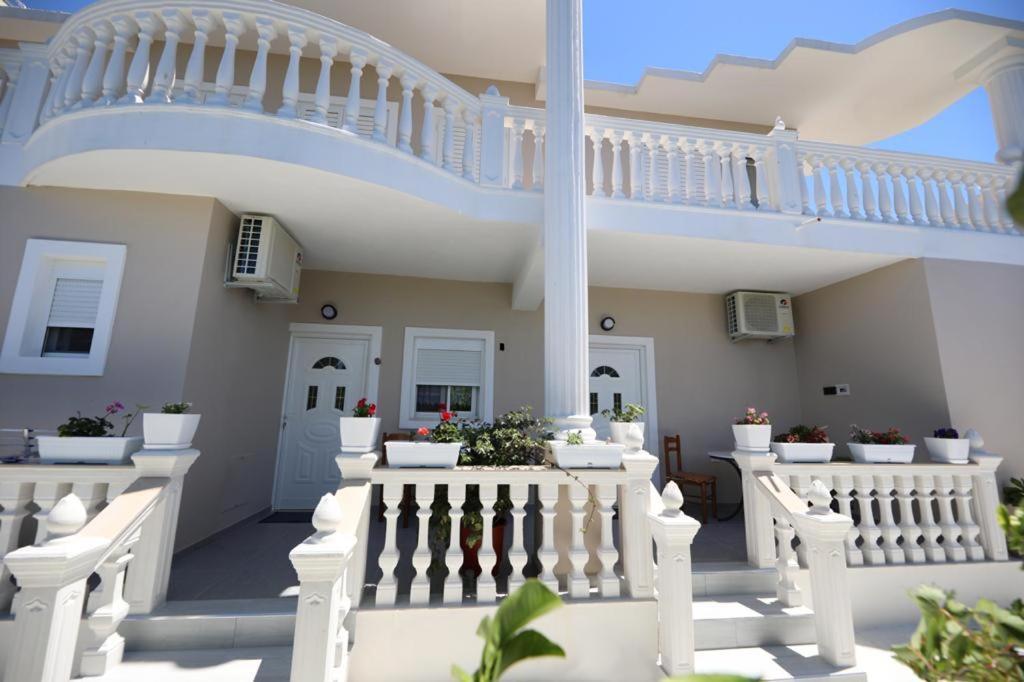 Guest House Narta Vlorë Exterior foto